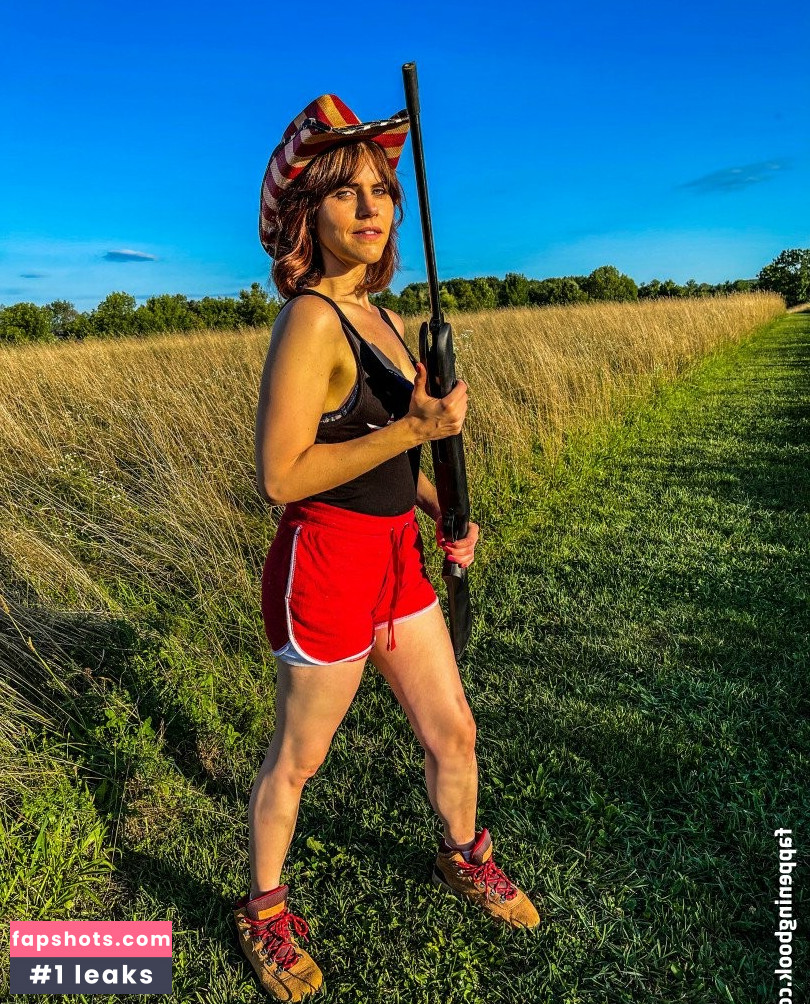 Country Christina gallery photo #51