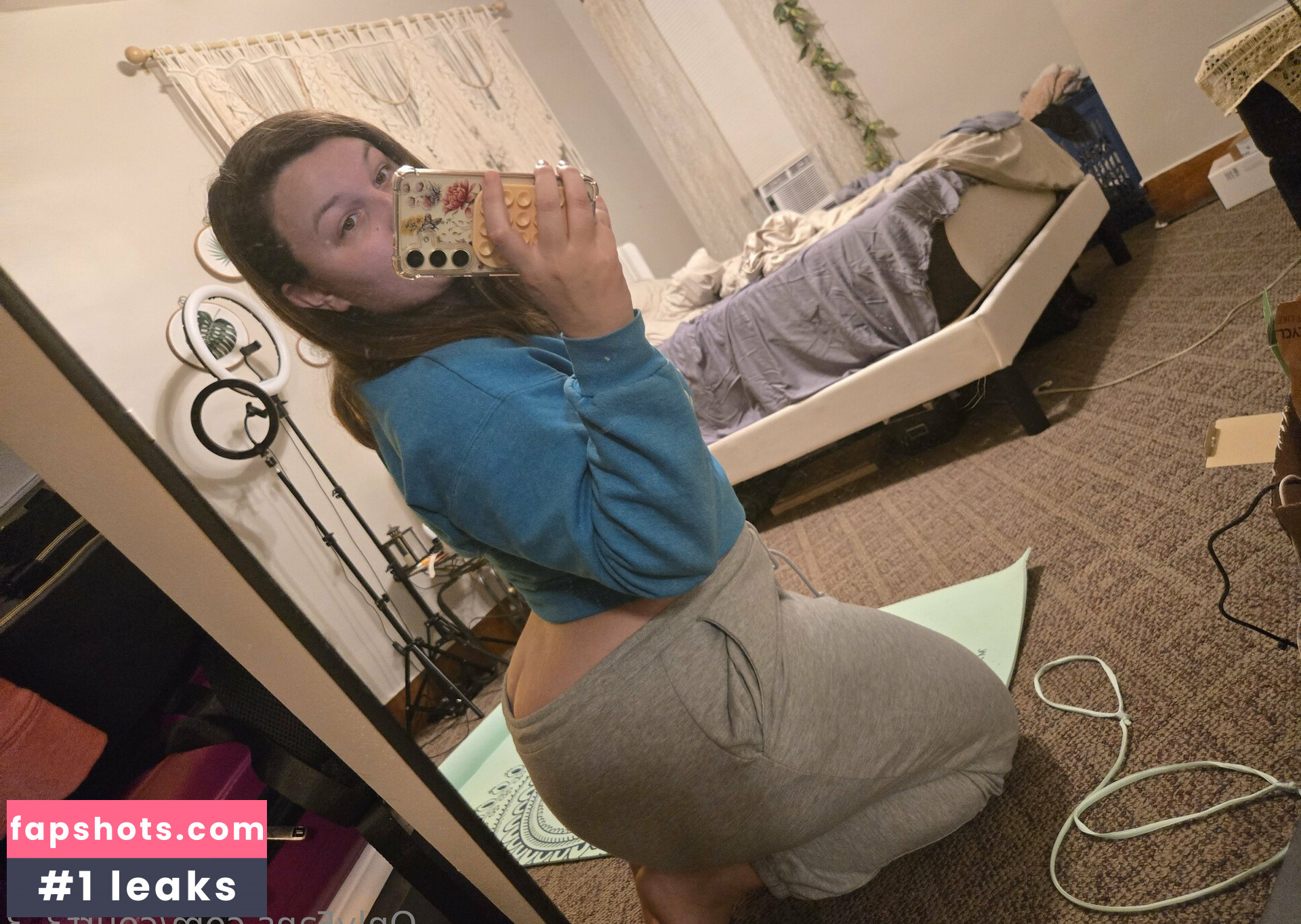 court3_3 Nahé úniky fotek pouze od fanoušků #16 - Fapshots