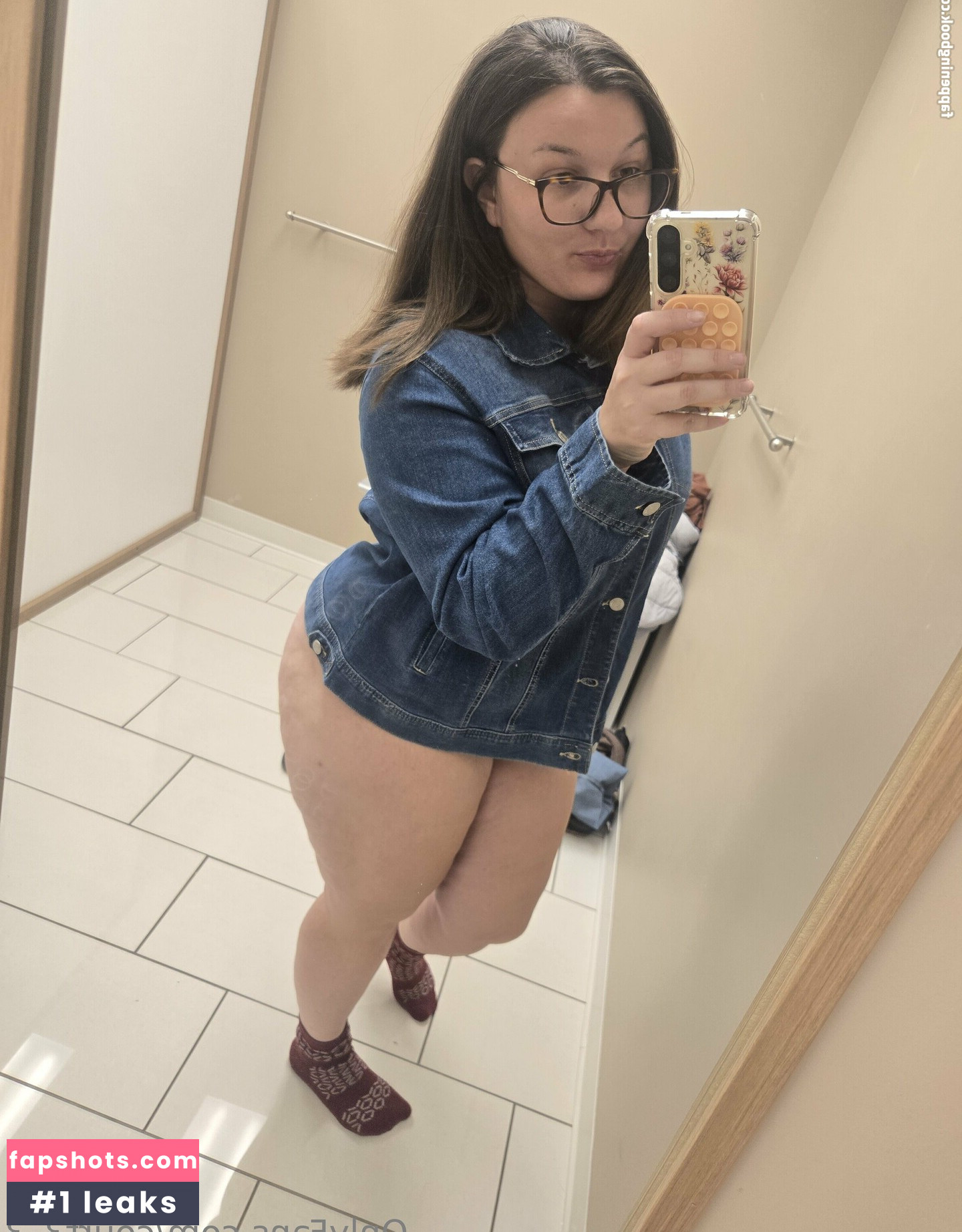 court3_3 Nahé úniky fotek pouze od fanoušků #20 - Fapshots