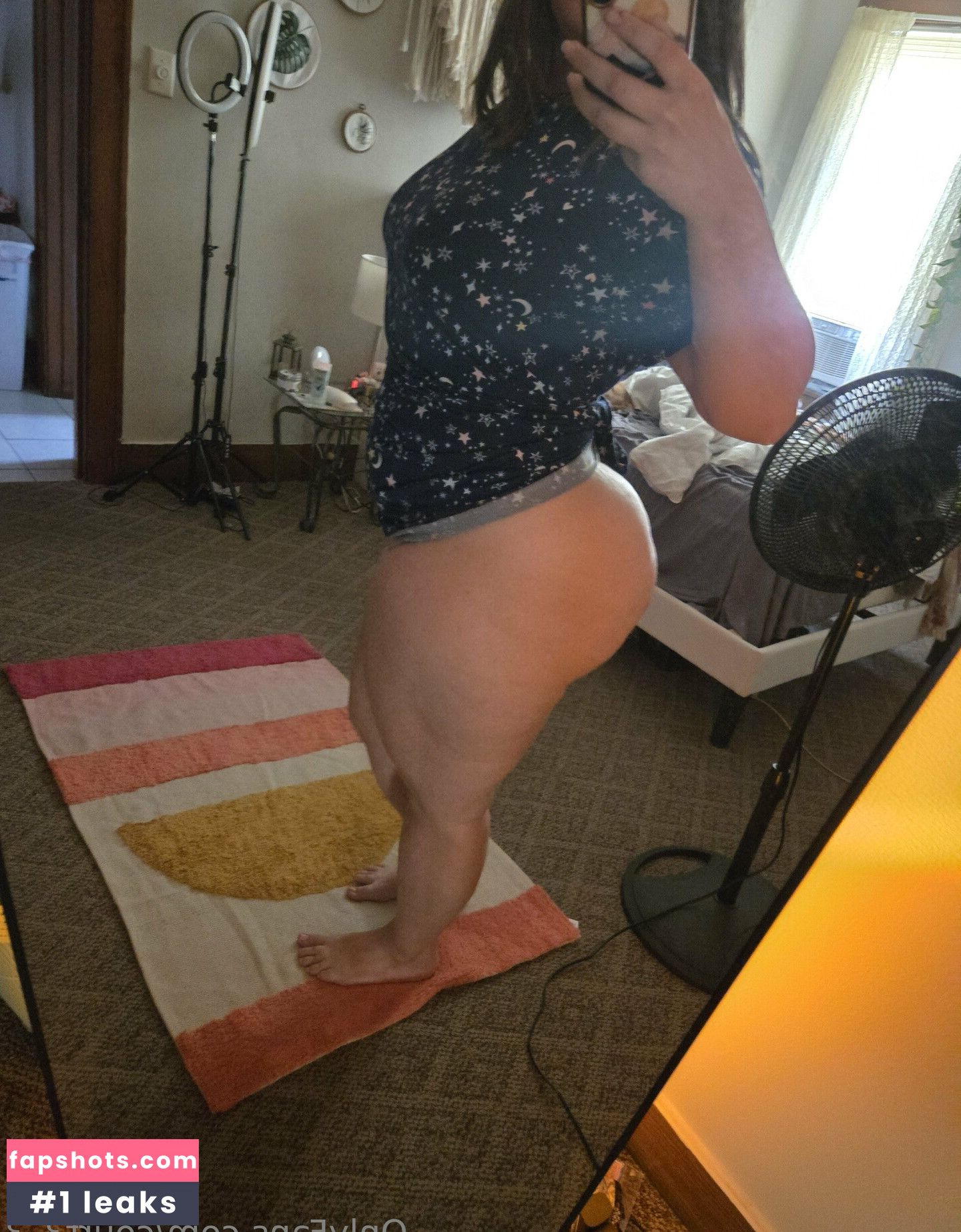 court3_3 Nahé úniky fotek pouze od fanoušků #5 - Fapshots