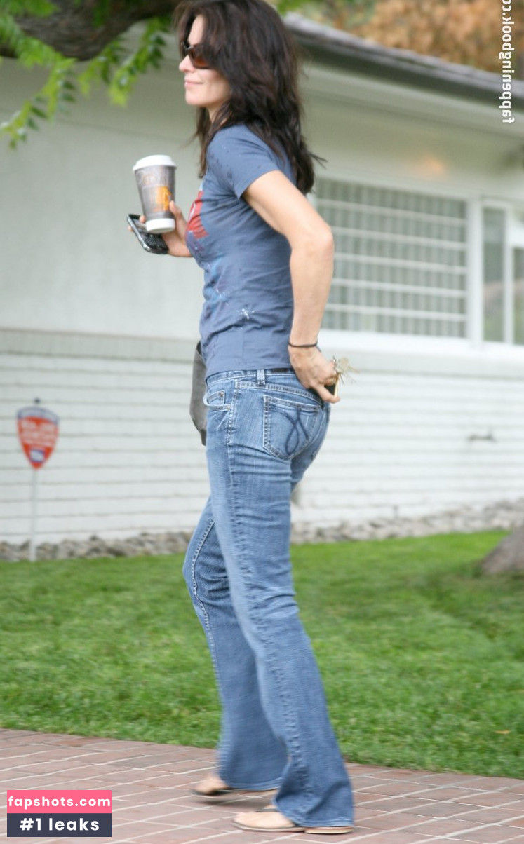 Courteney Cox gallery photo #143