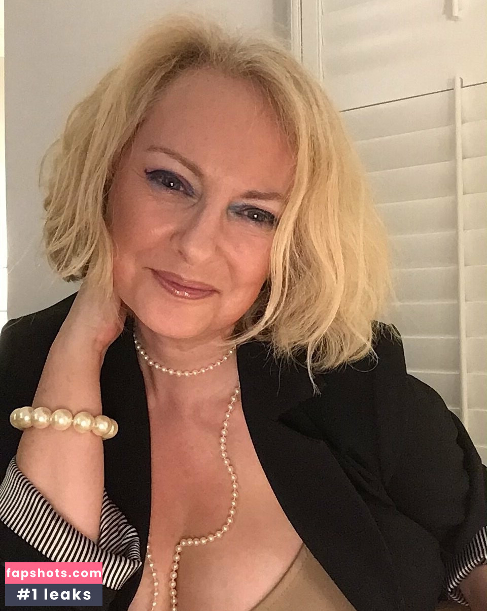 courtesananna gallery photo #72