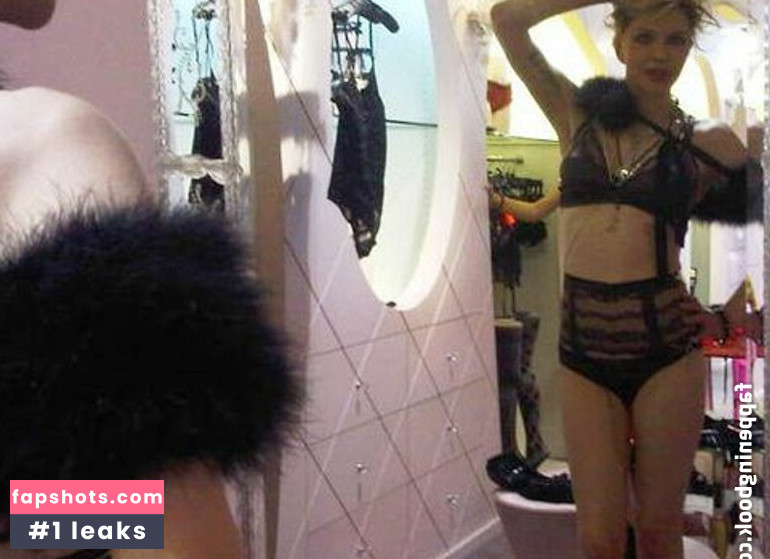 Courtney Love gallery photo #16