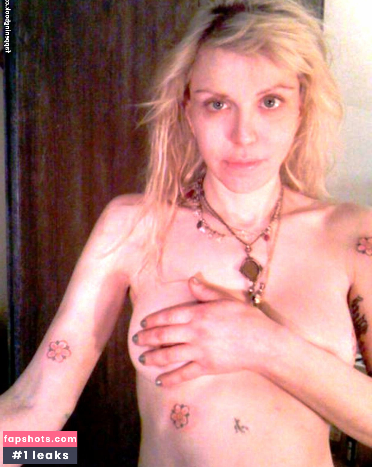 Courtney Love gallery photo #18