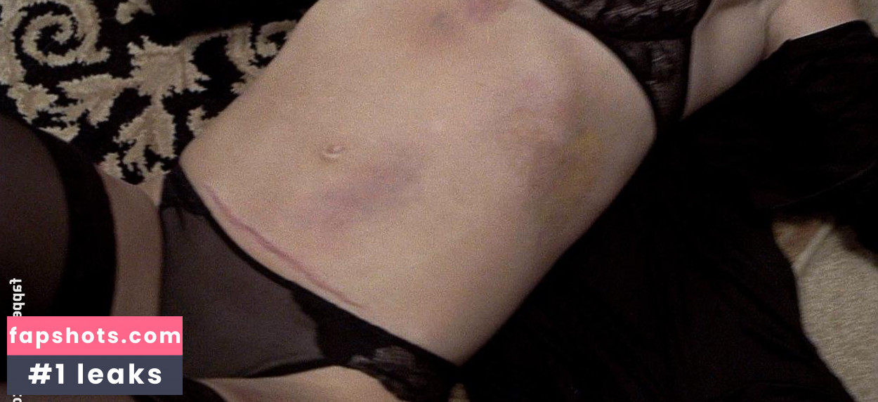 Courtney Love gallery photo #40