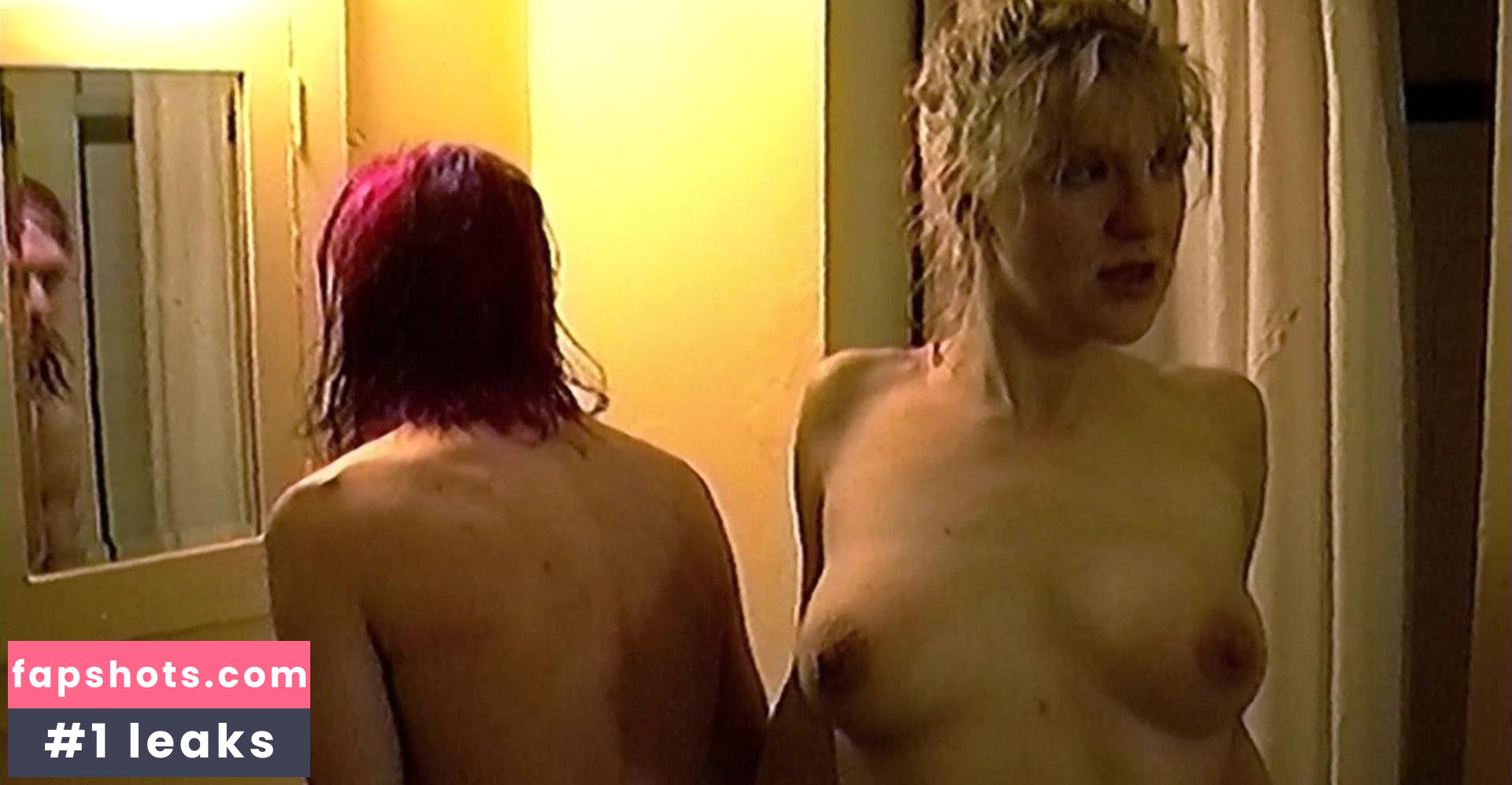 Courtney Love gallery photo #66