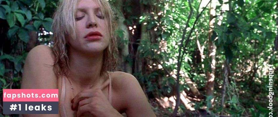 Courtney Love gallery photo #77