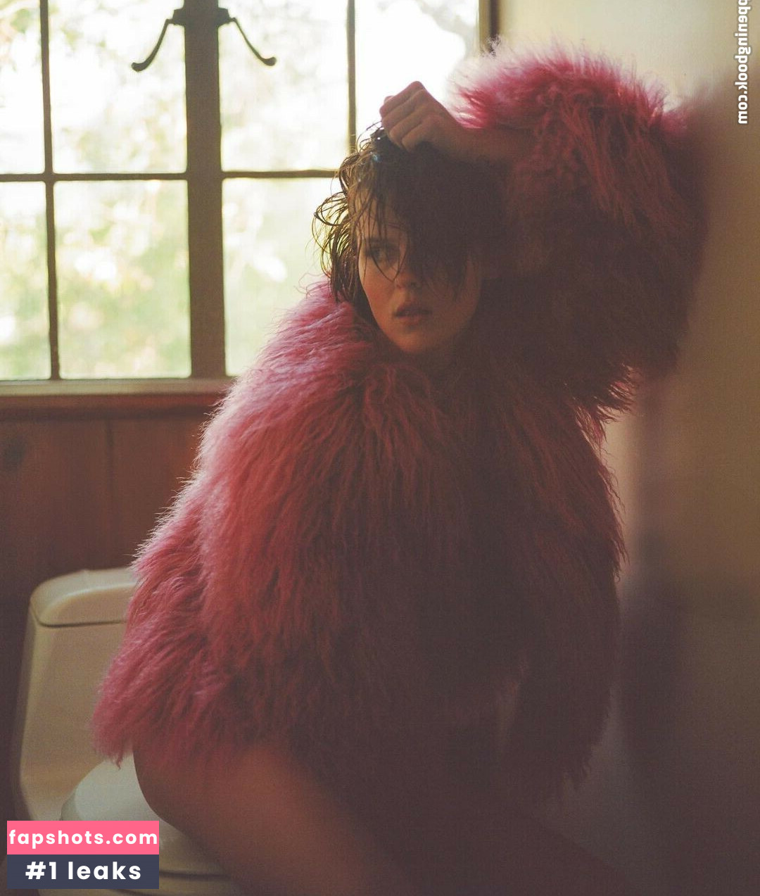 Courtney Mawhorr gallery photo #7