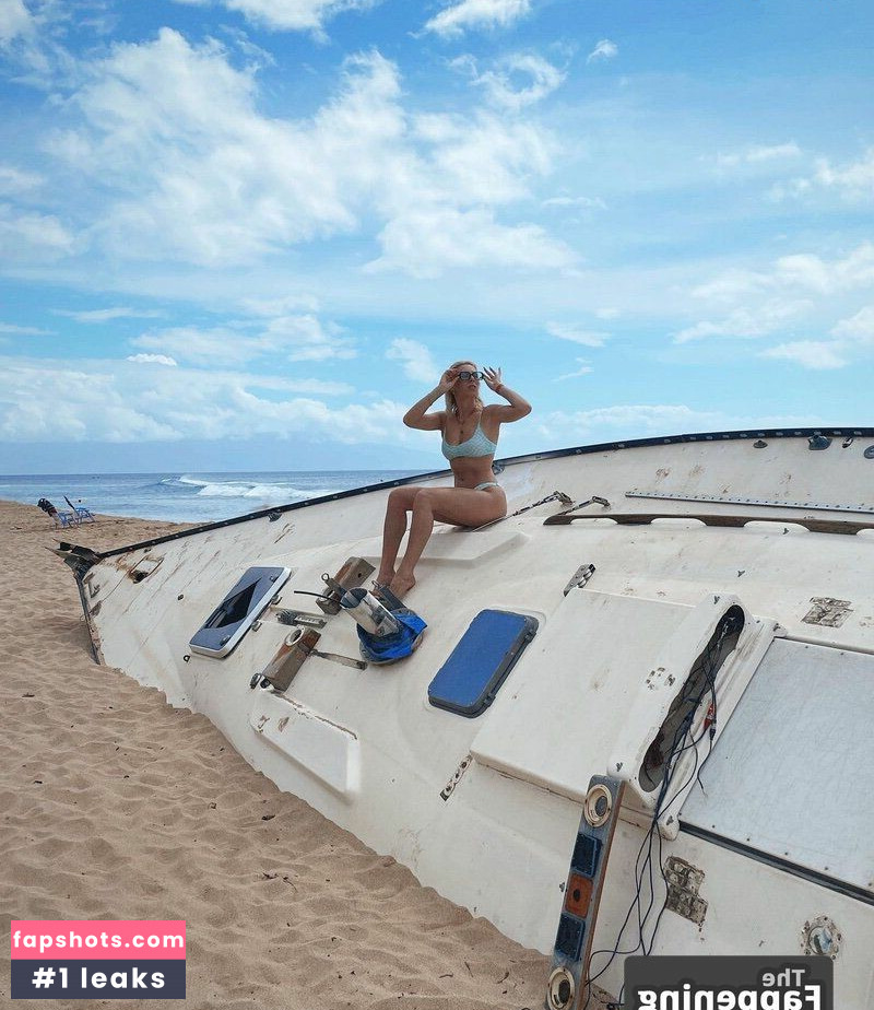 Courtney Miller gallery photo #114