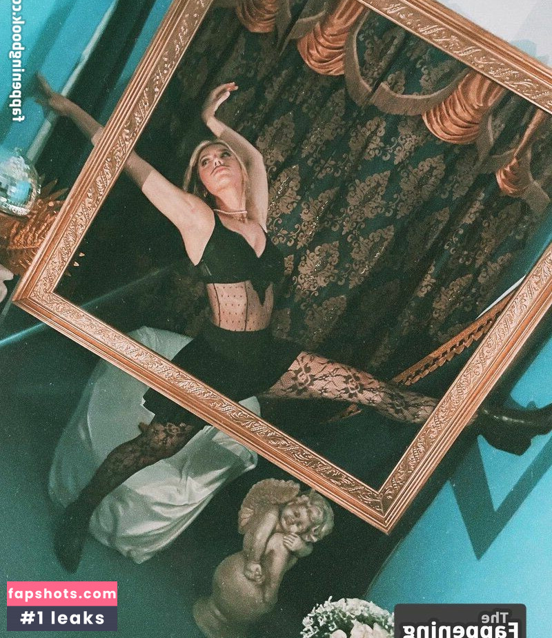 Courtney Miller gallery photo #118