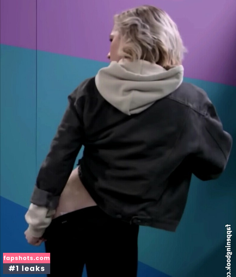 Courtney Miller gallery photo #184