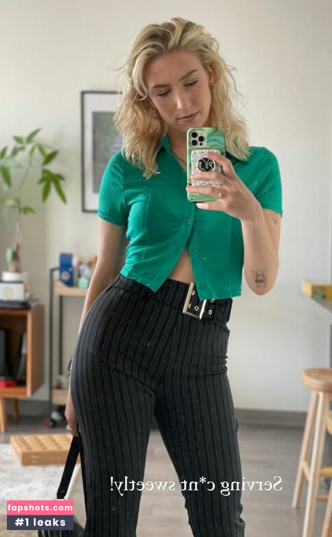 Courtney Miller gallery photo #217