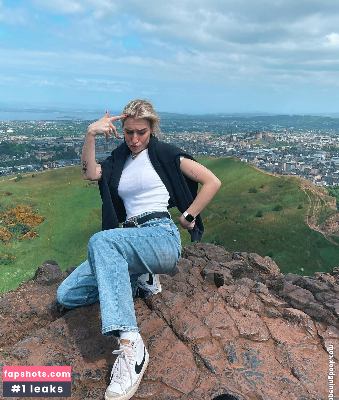 Courtney Miller gallery photo #234