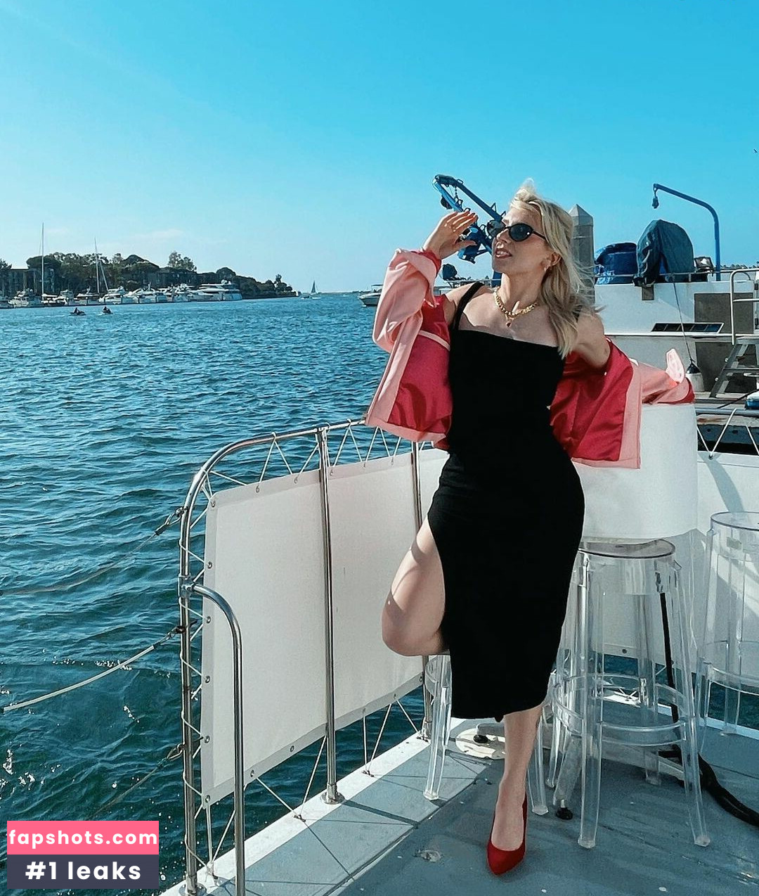 Courtney Miller gallery photo #235