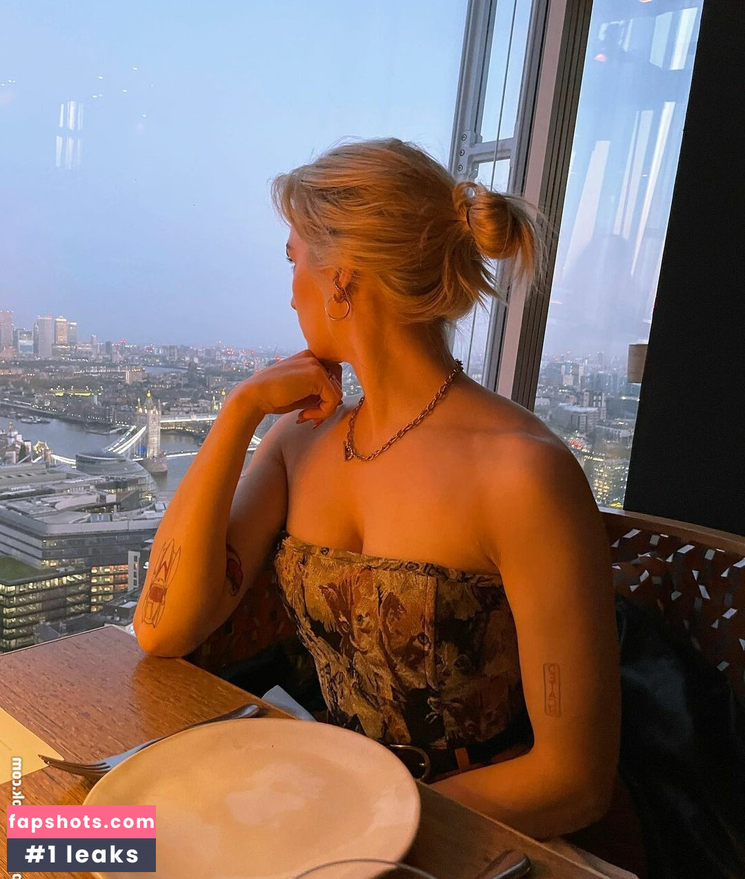 Courtney Miller gallery photo #249