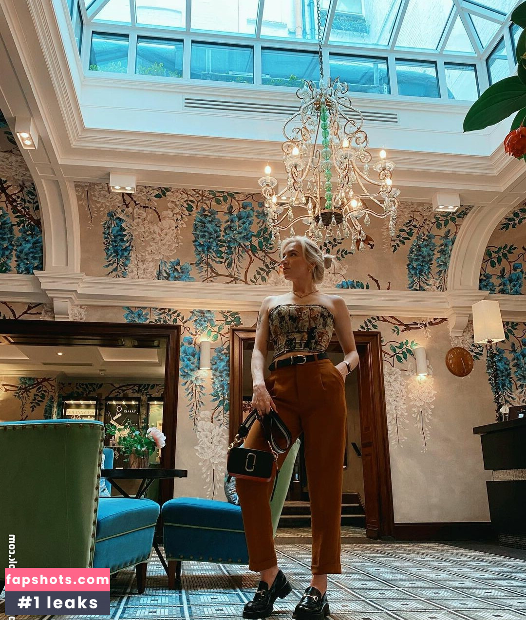 Courtney Miller gallery photo #251