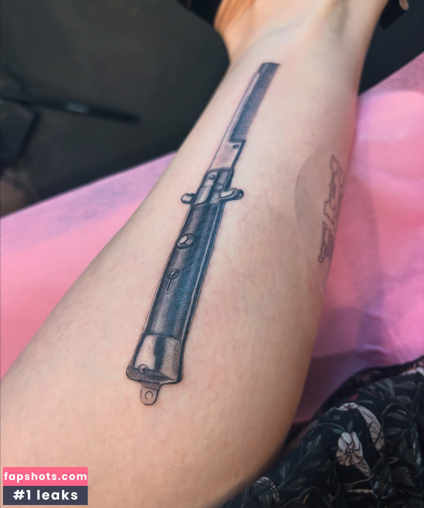 Courtney Miller gallery photo #34