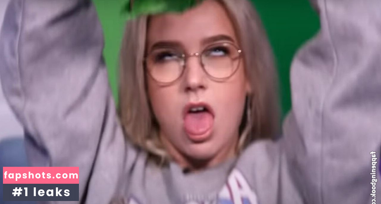 Courtney Miller gallery photo #335