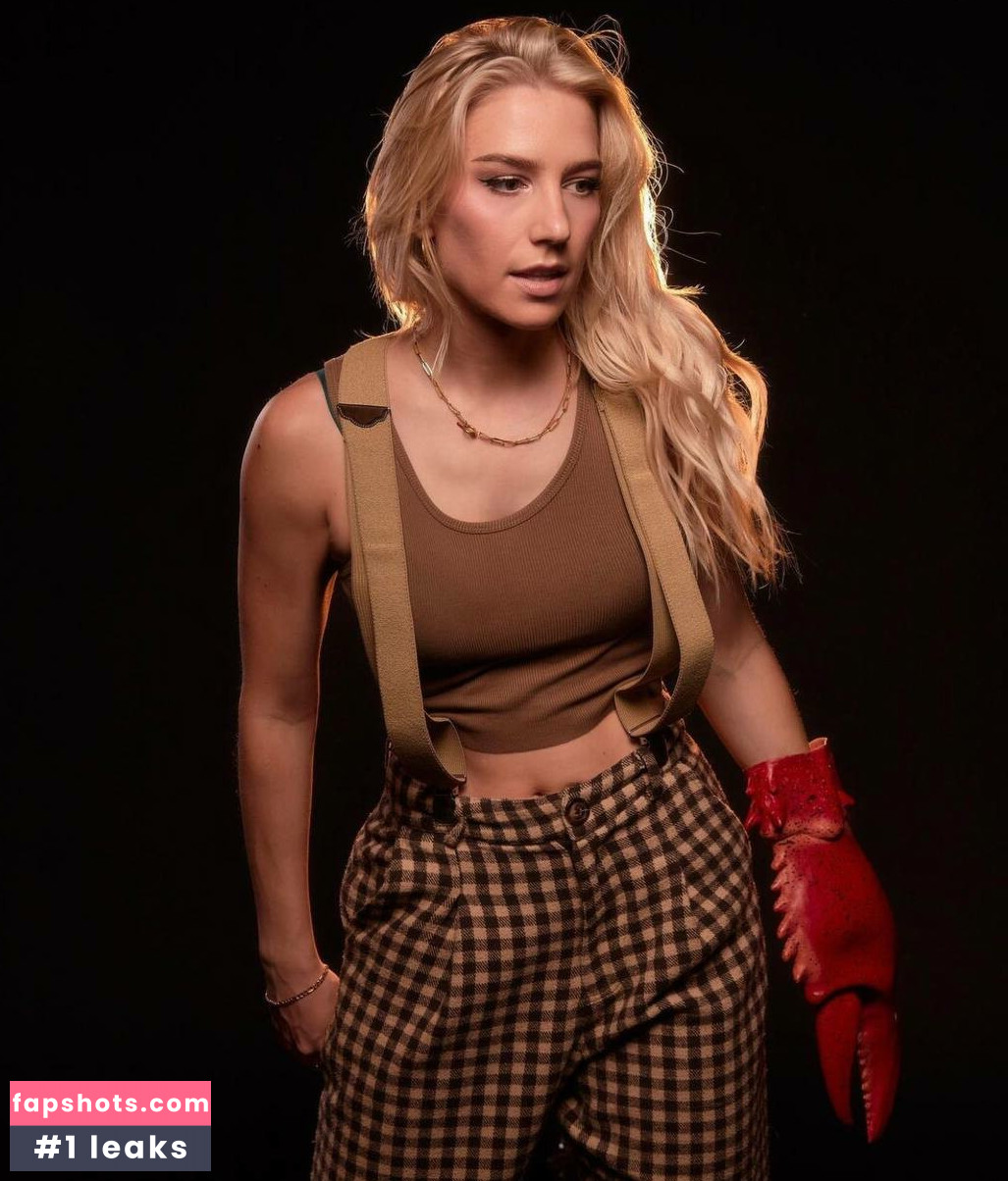 Courtney Miller gallery photo #338