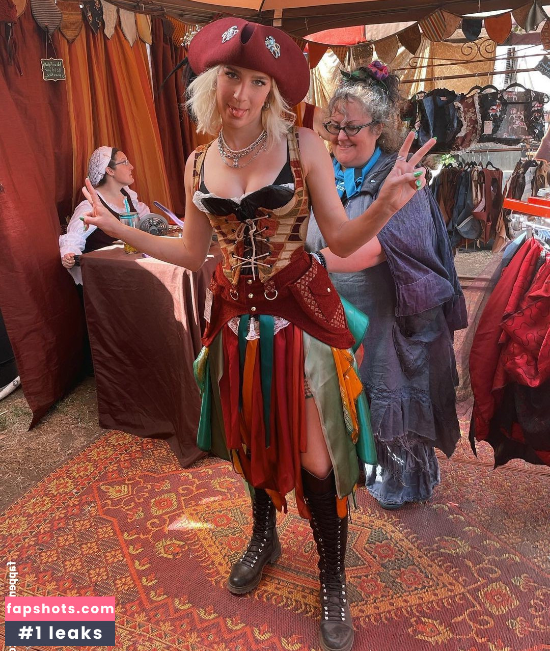 Courtney Miller gallery photo #378