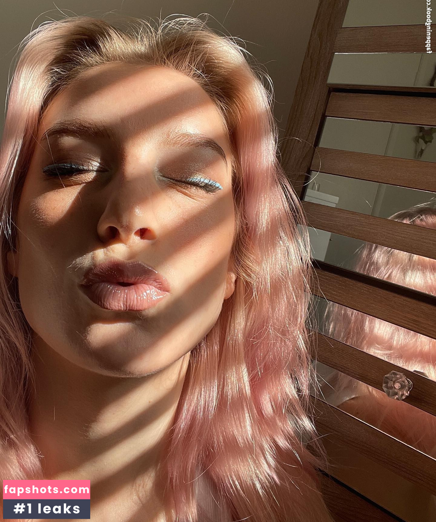 Courtney Miller gallery photo #424