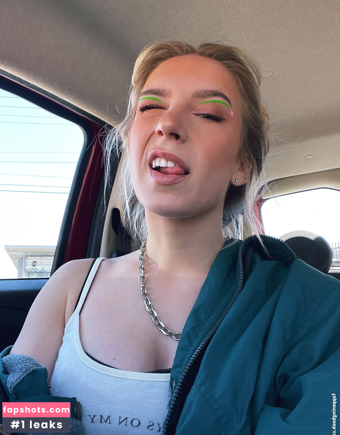 Courtney Miller gallery photo #426