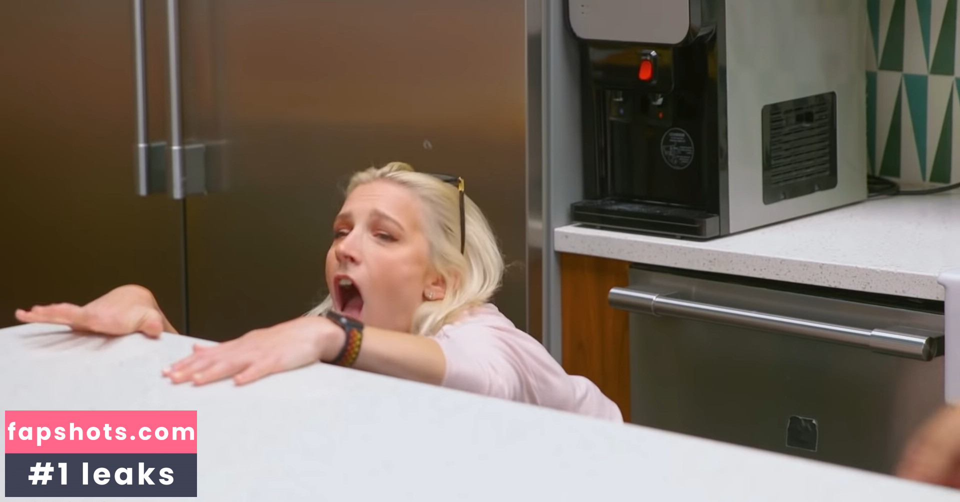 Courtney Miller gallery photo #433