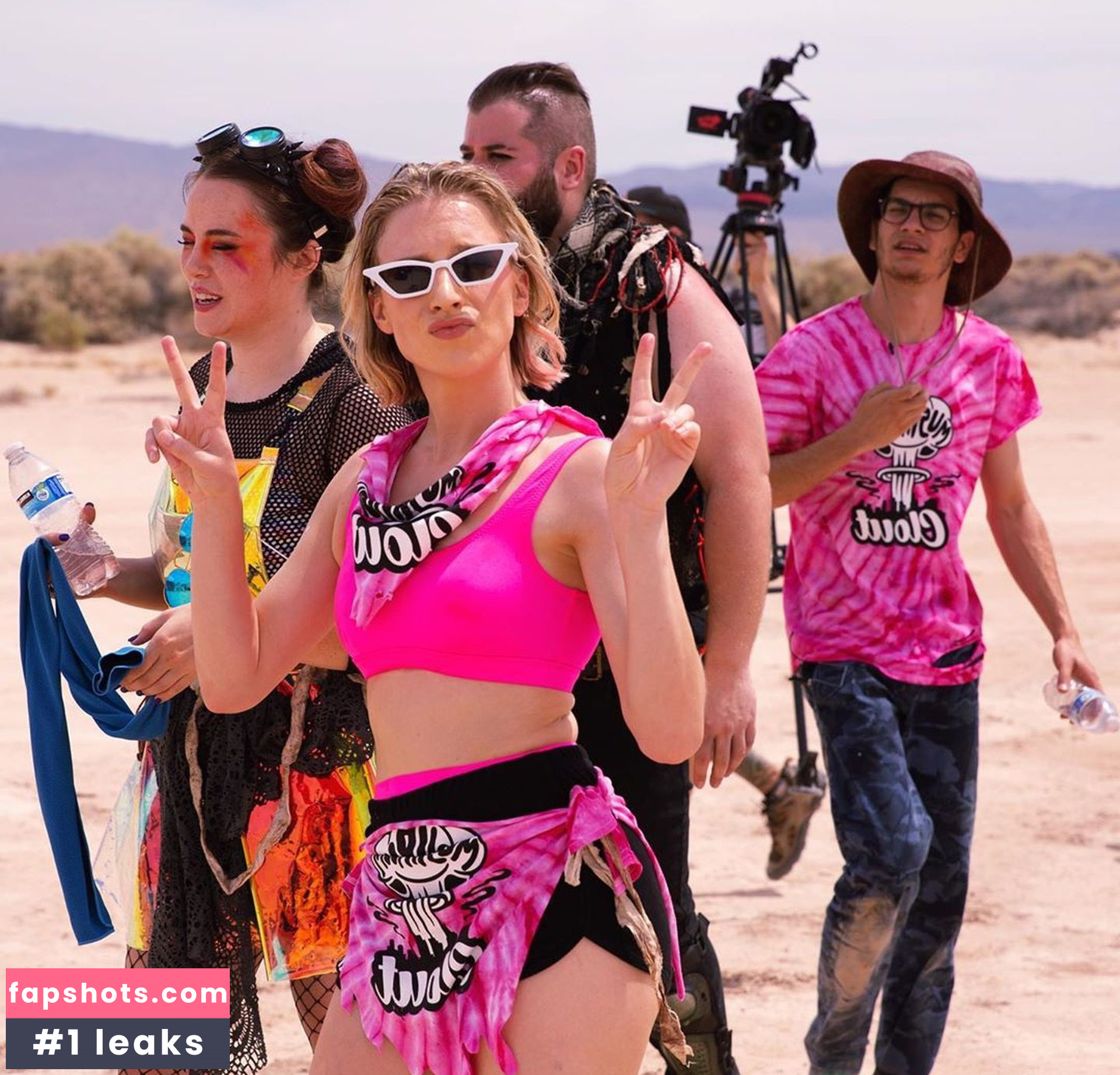 Courtney Miller gallery photo #470