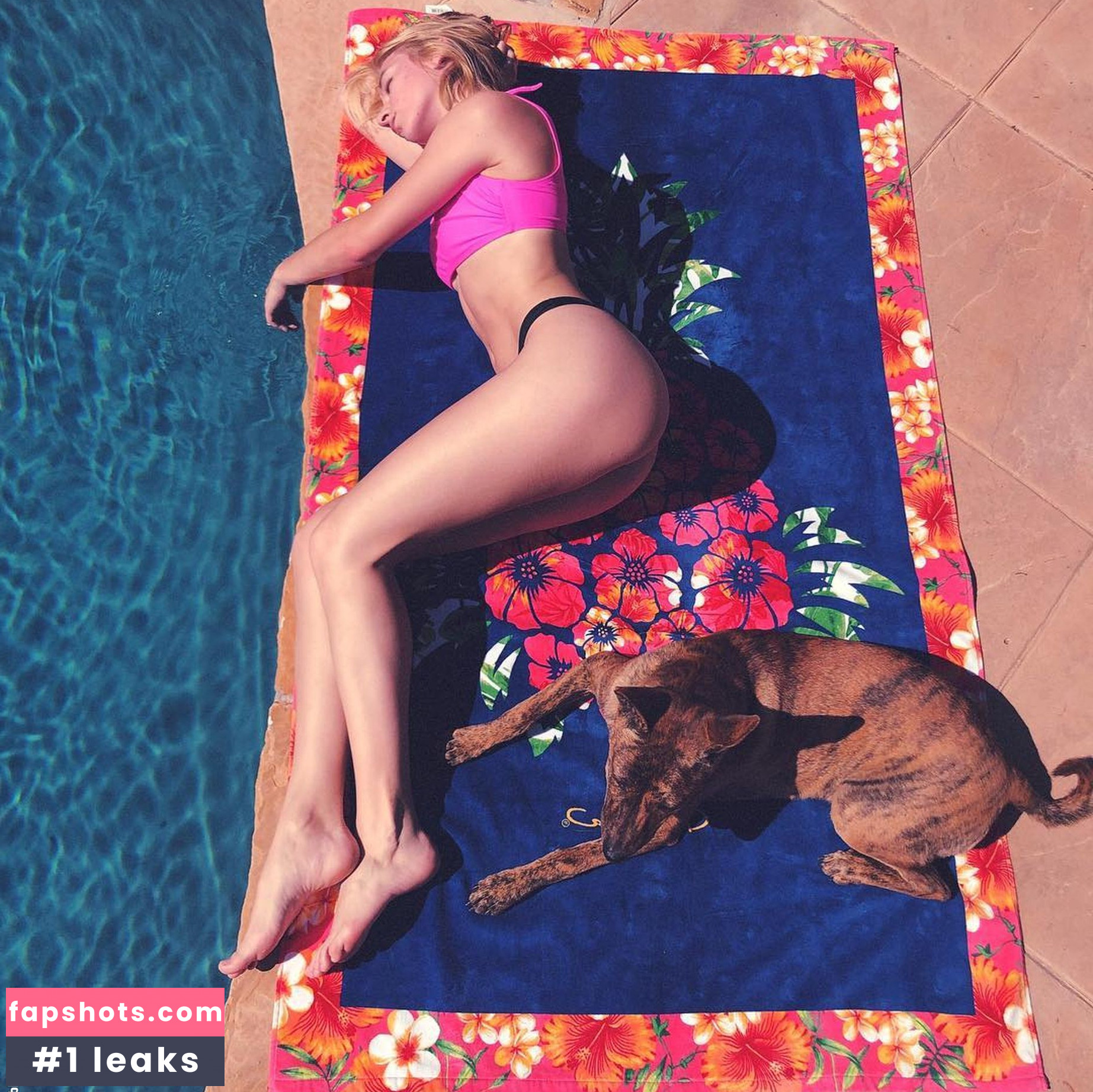 Courtney Miller gallery photo #482