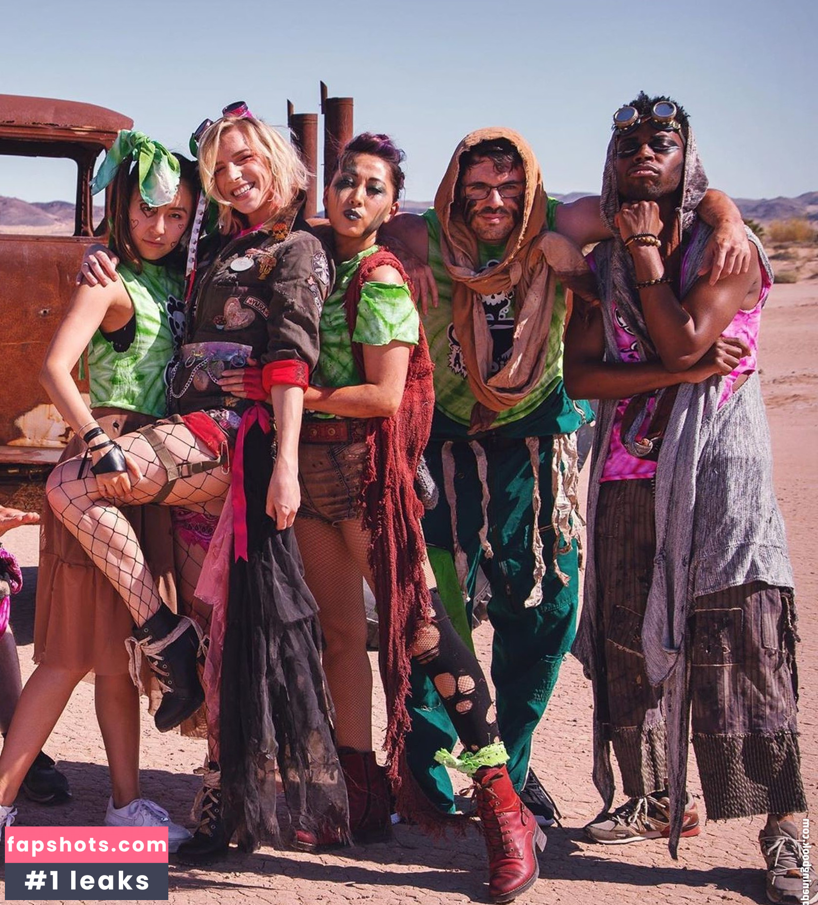 Courtney Miller gallery photo #488