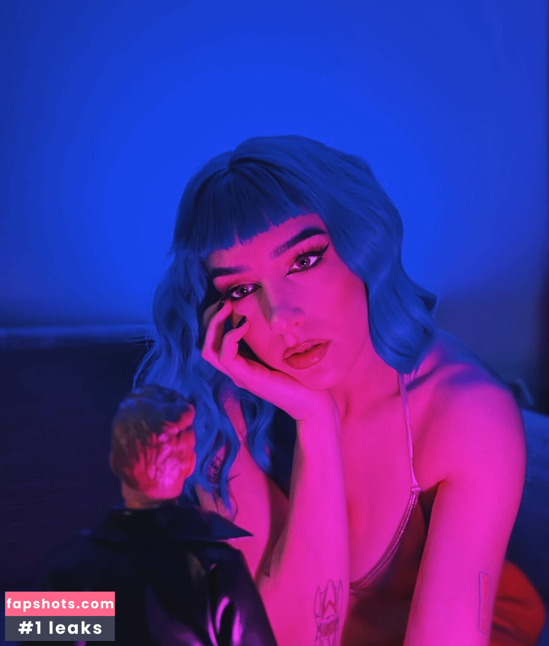 Courtney Miller gallery photo #57