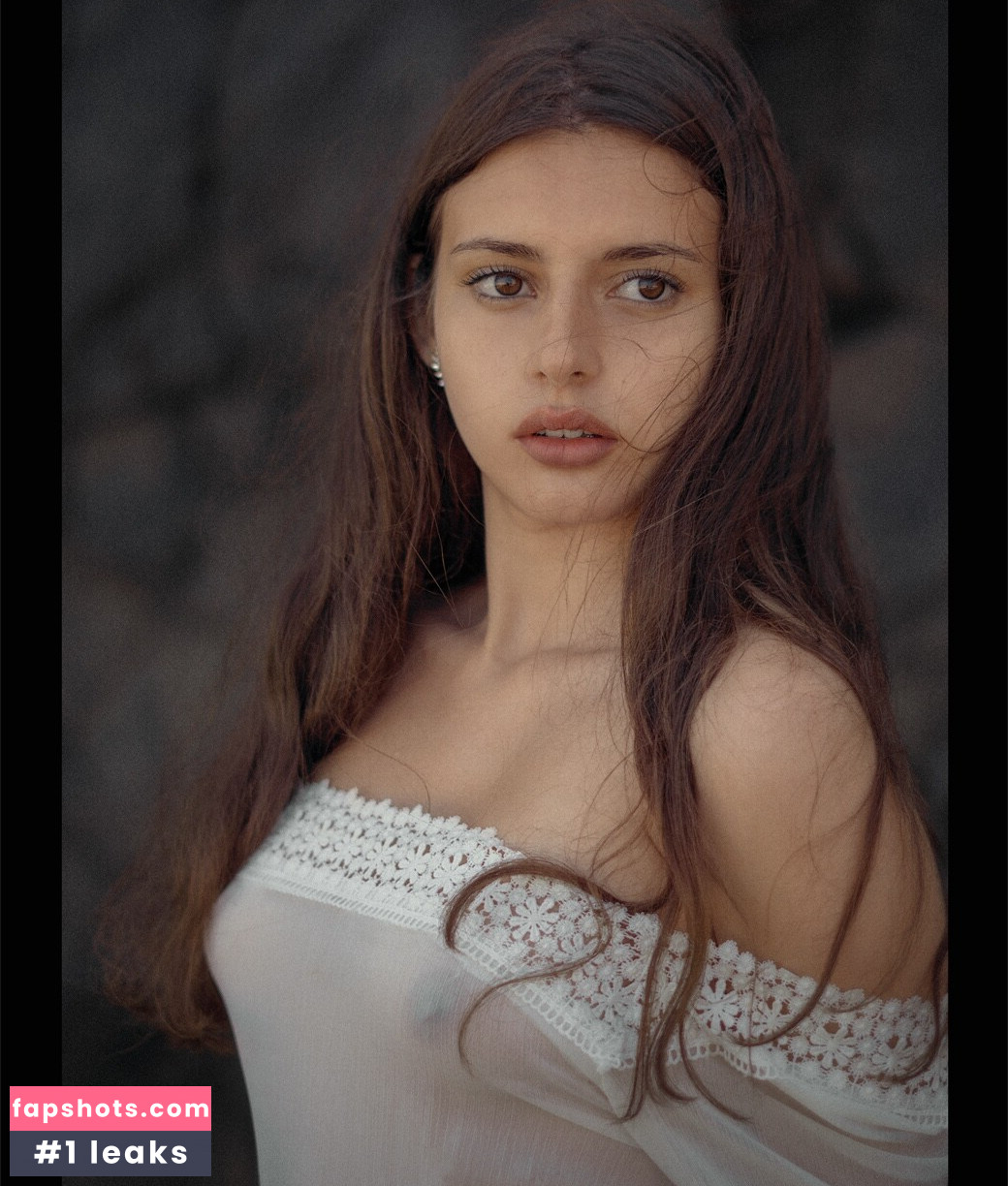 Courtney Miller gallery photo #75