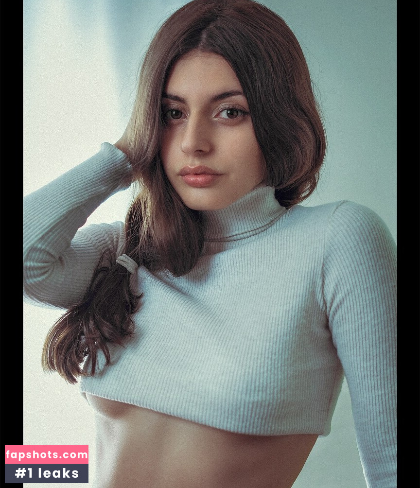 Courtney Miller gallery photo #88