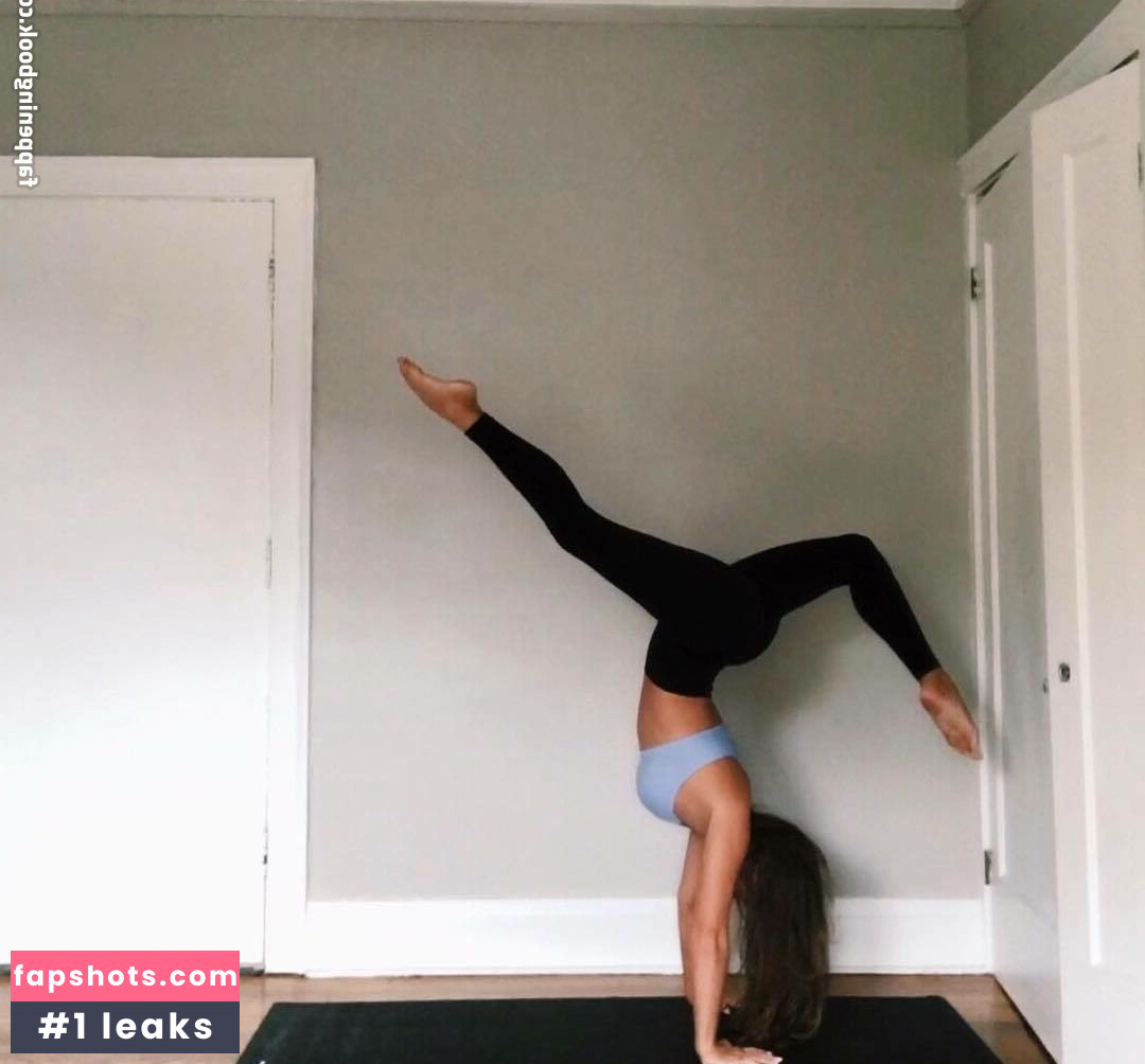 Courtney Ryan gallery photo #11