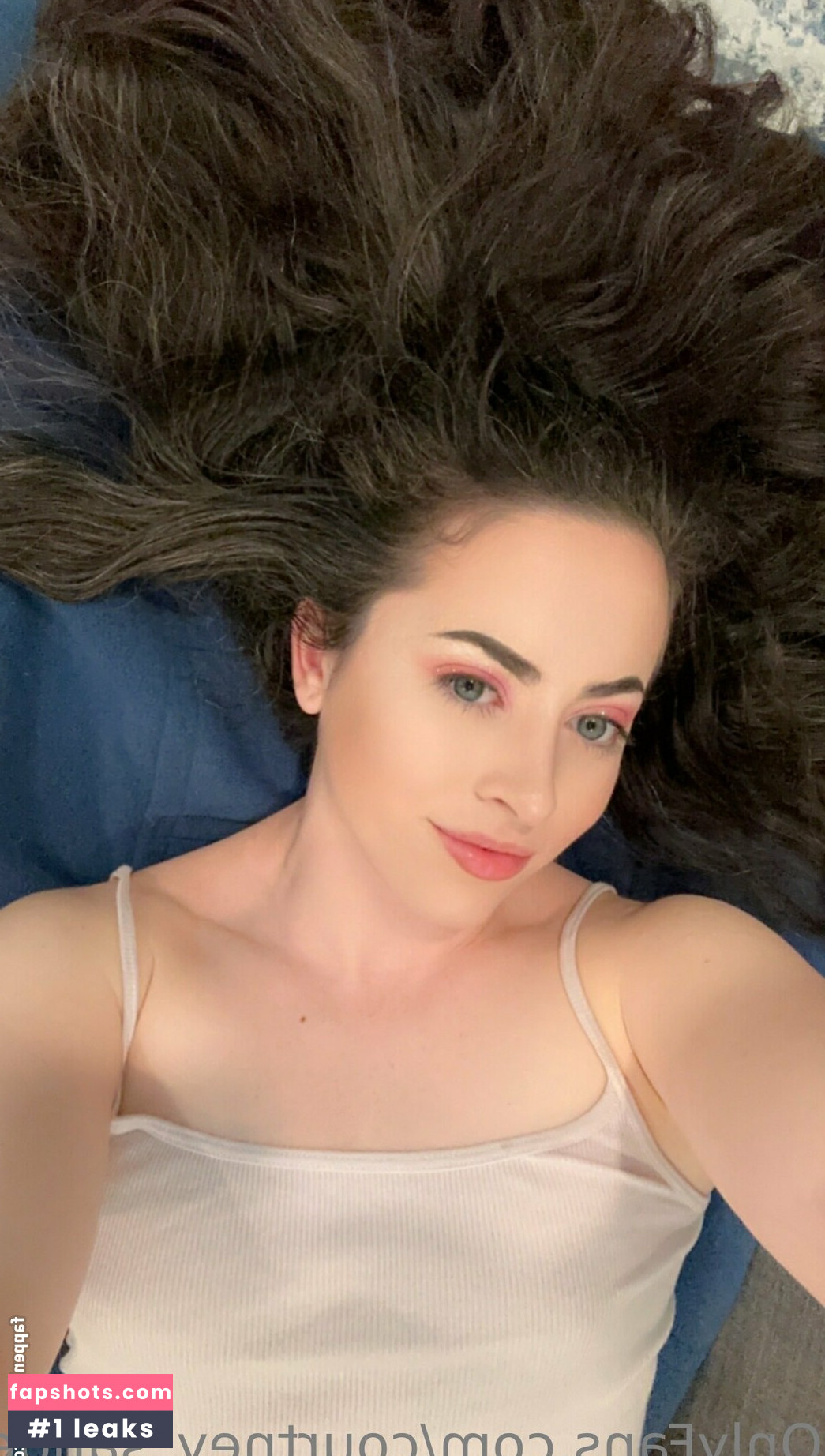 courtney_sanderson gallery photo #17