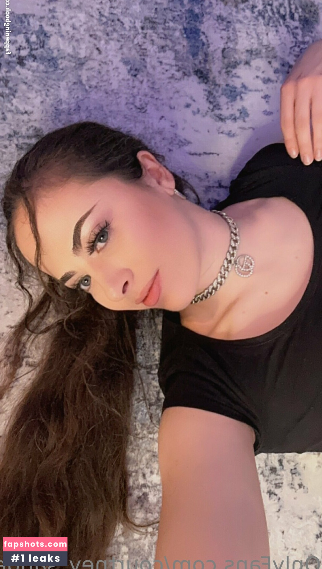 courtney_sanderson gallery photo #24