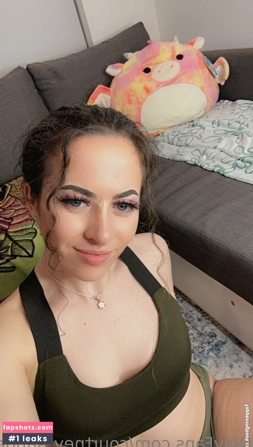 courtney_sanderson gallery photo #25