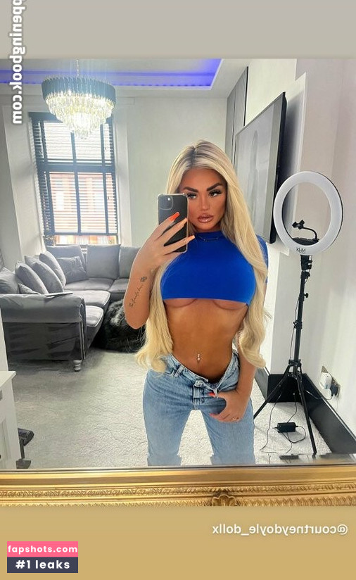 CourtneyDoyle gallery photo #7