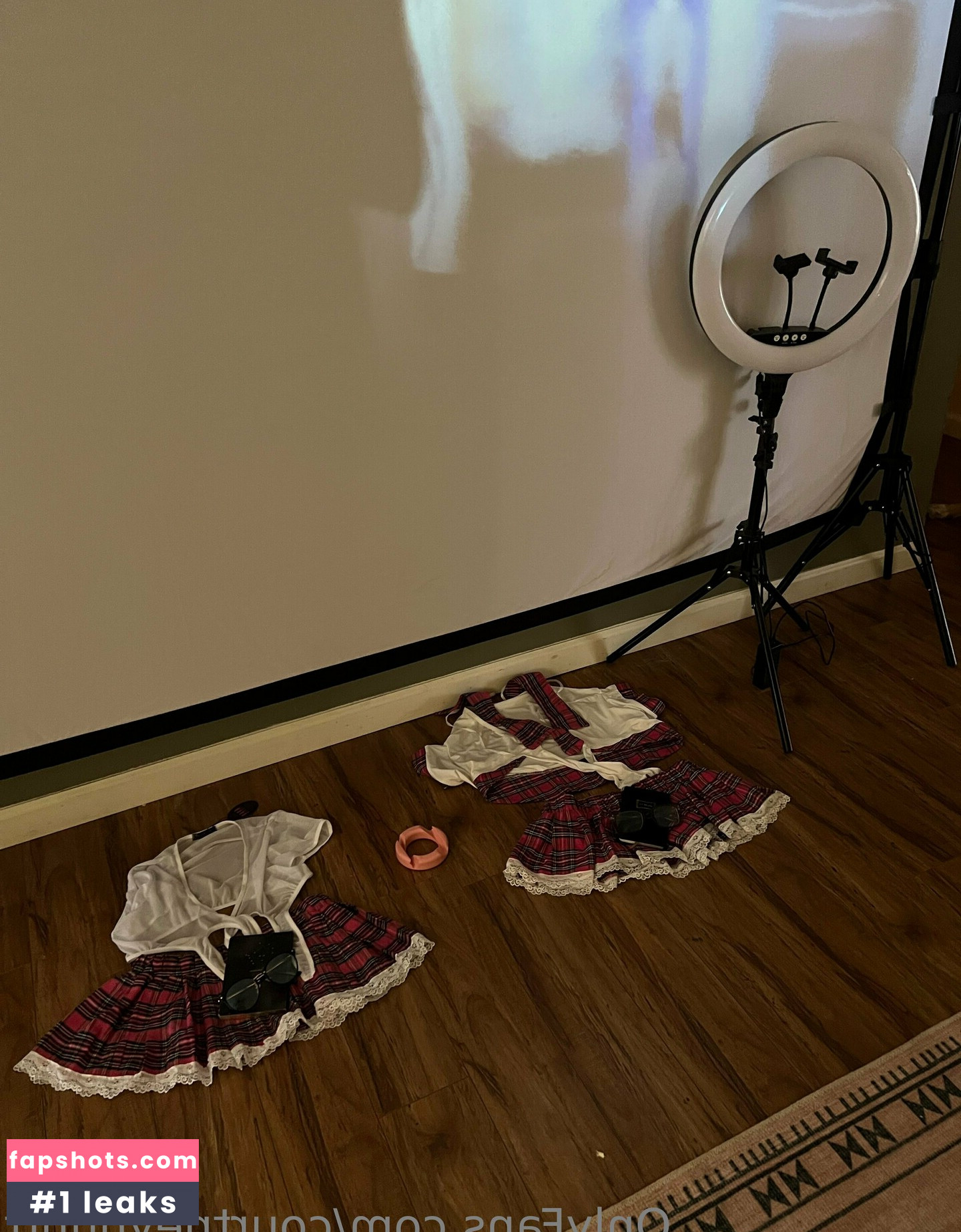 courtneyhuntt gallery photo #40