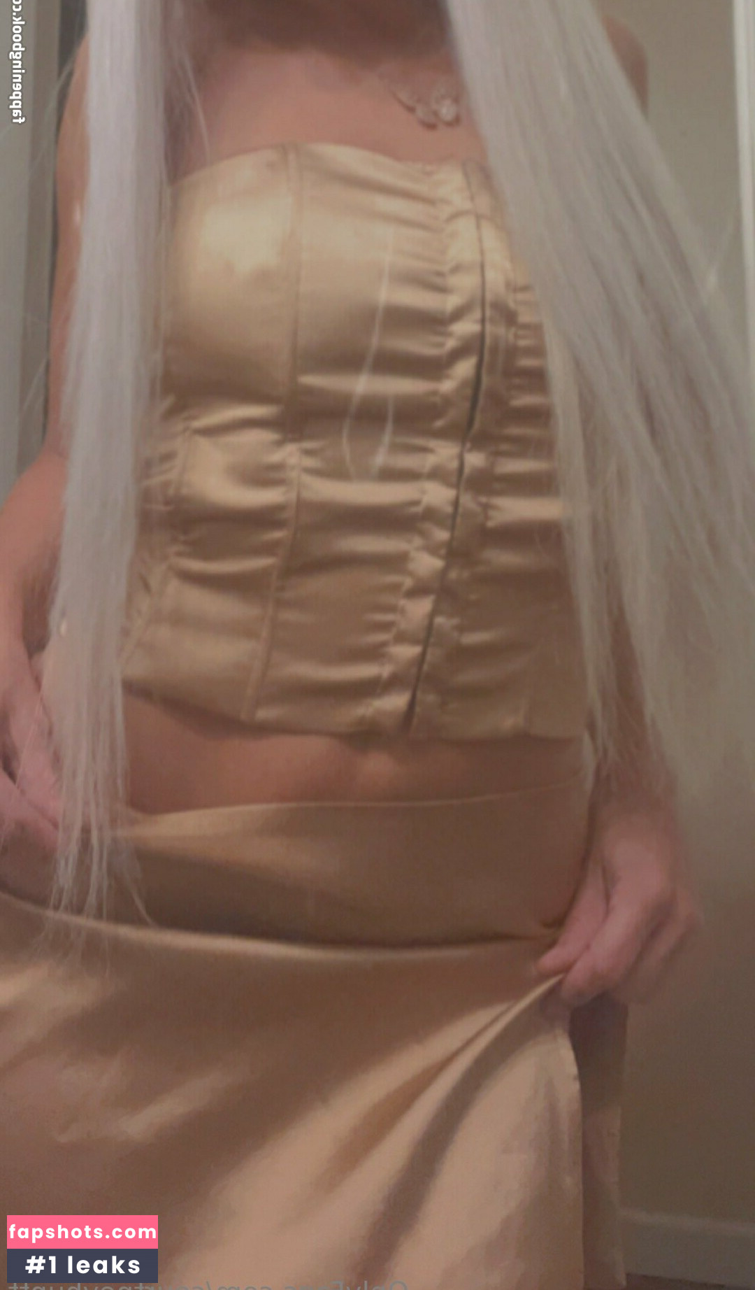 courtneyhuntt gallery photo #8