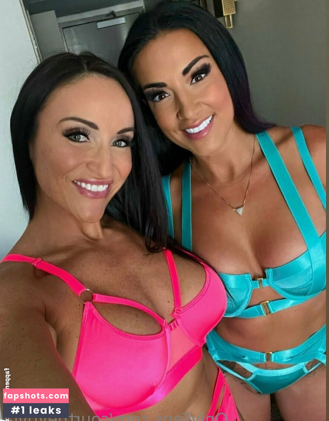 CourtneyTillia Nahé úniky fotek pouze od fanoušků #61 - Fapshots