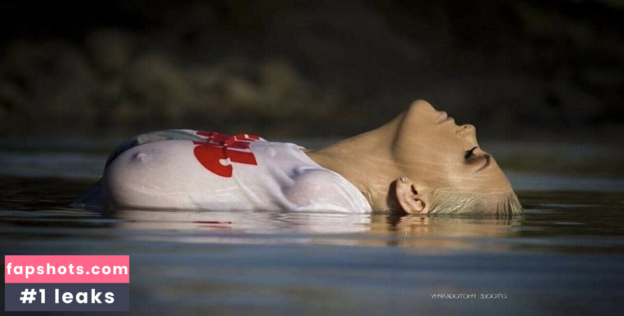 courttneyrose gallery photo #11