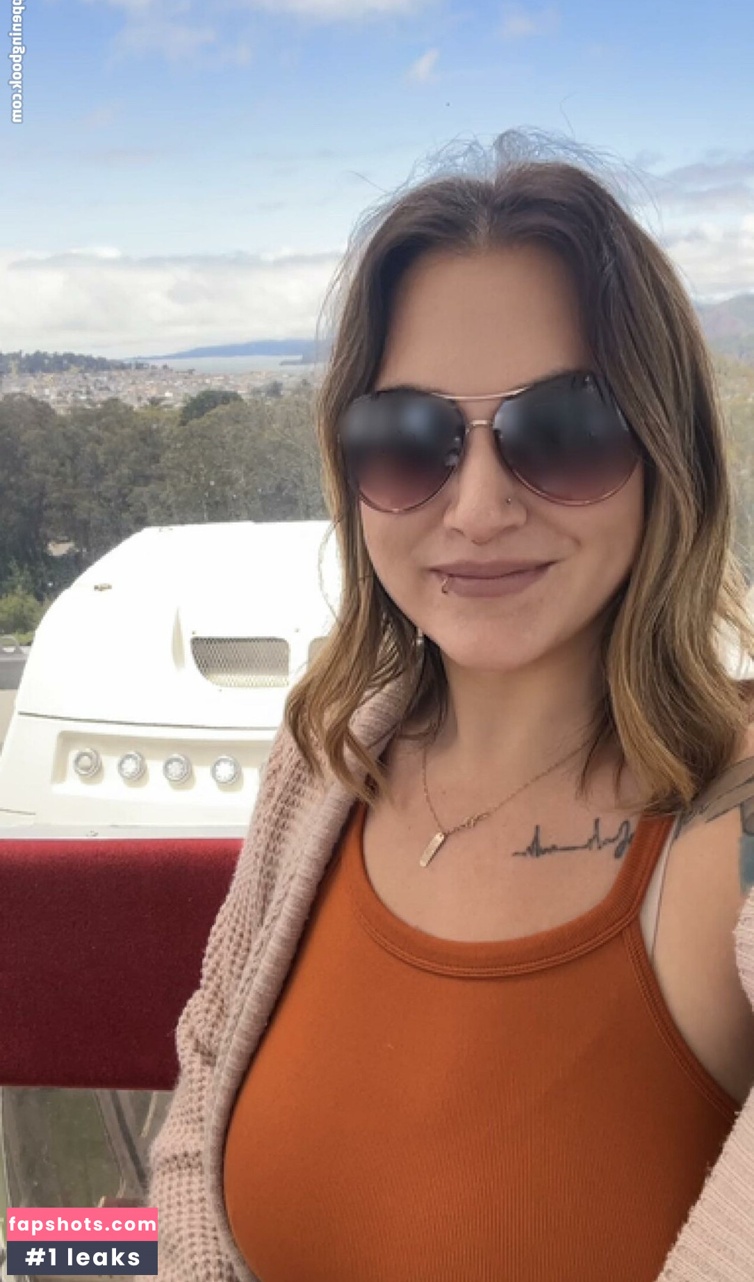 Coyodee gallery photo #11