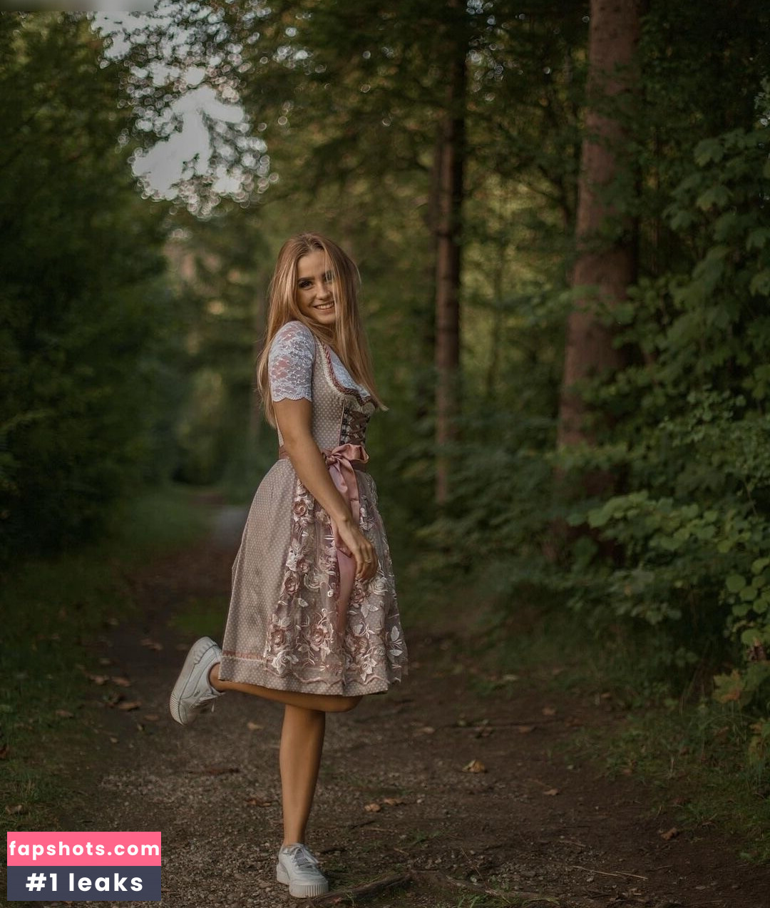 Crazy Chantii gallery photo #20