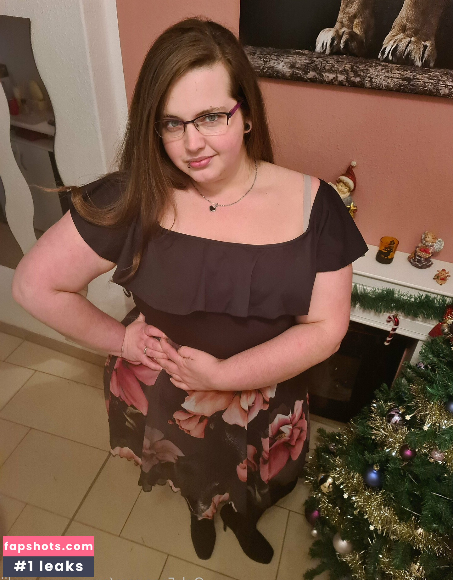 crazy_curvy_melii gallery photo #4