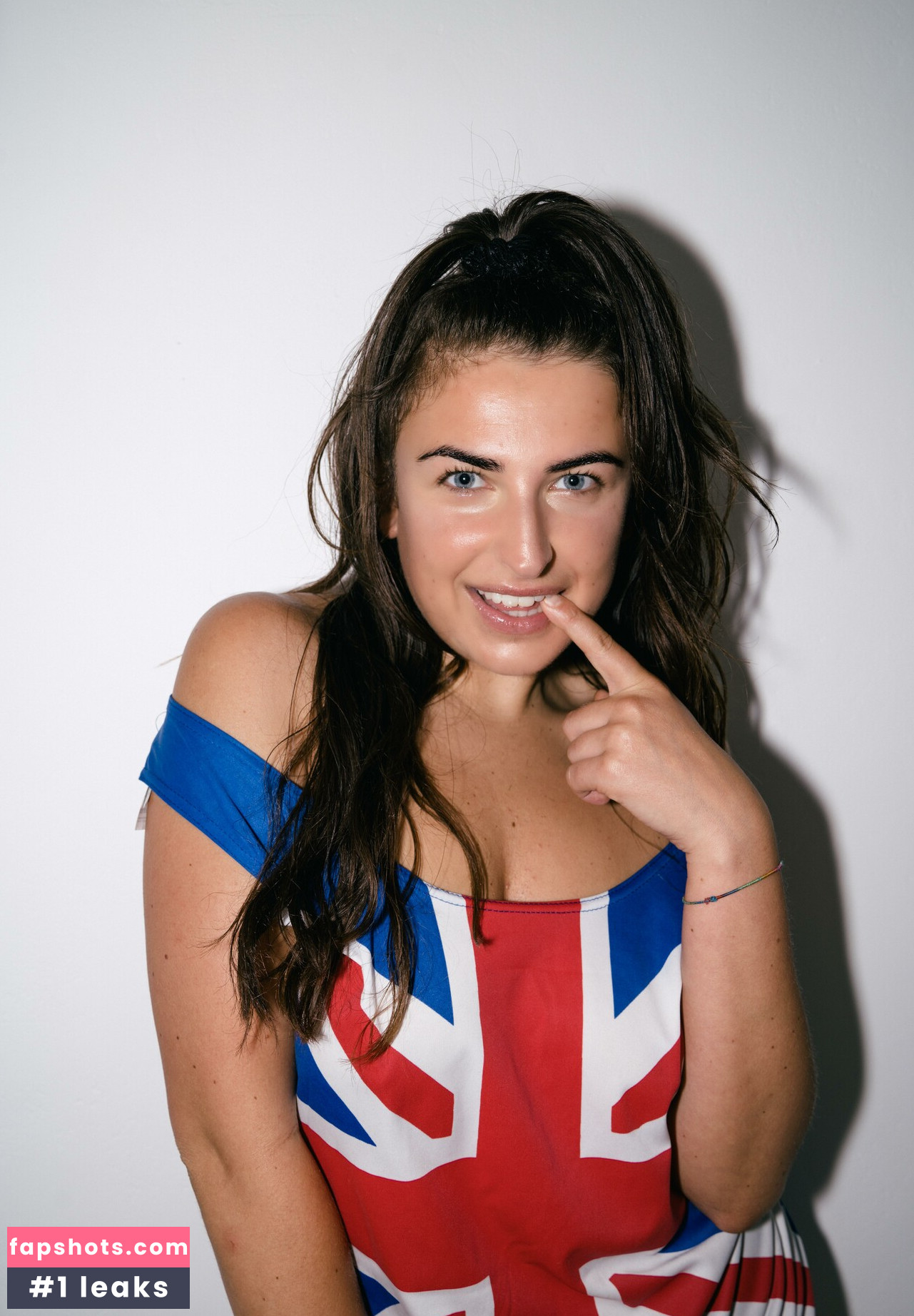 crazybritishoe gallery photo #2