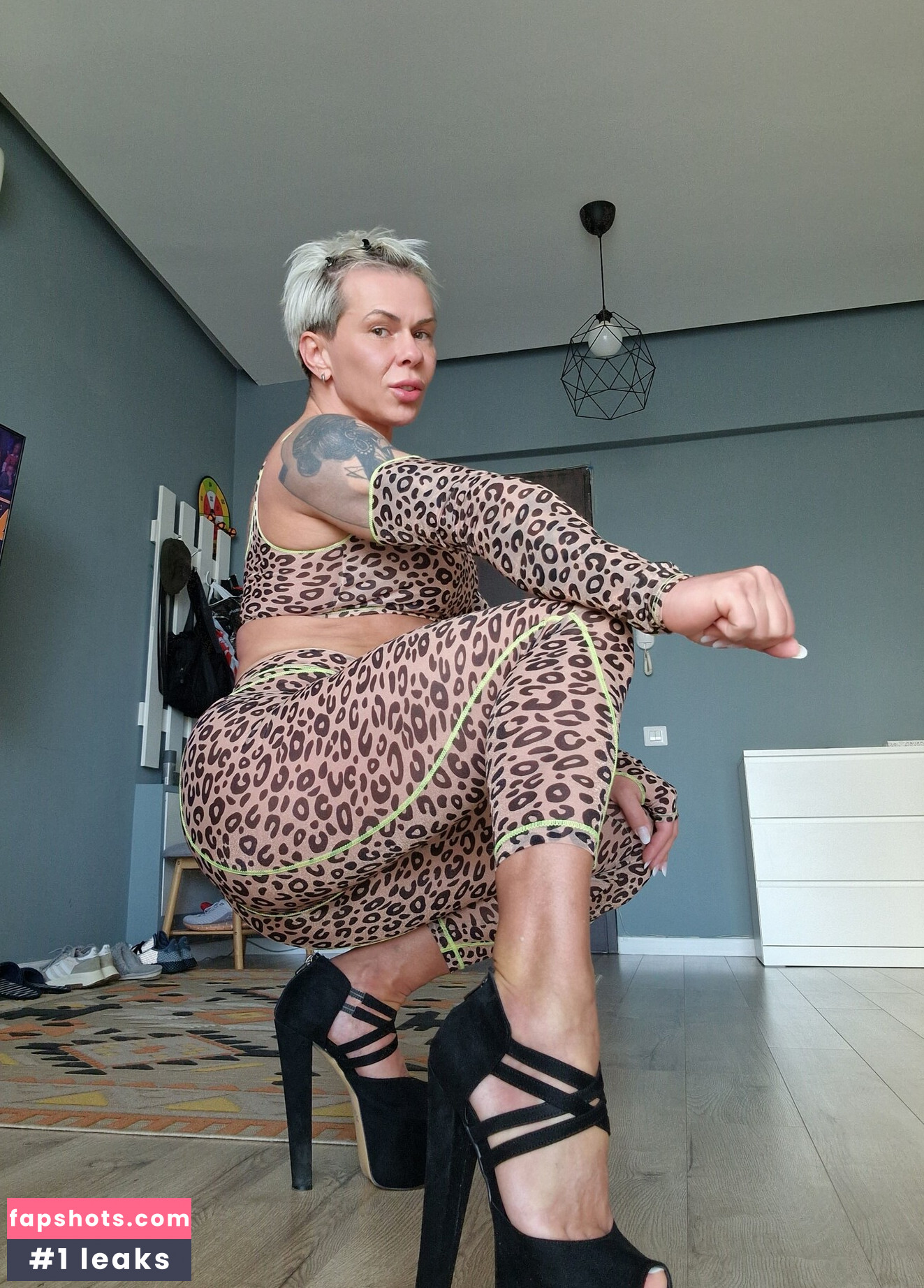 crazyxbody gallery photo #228