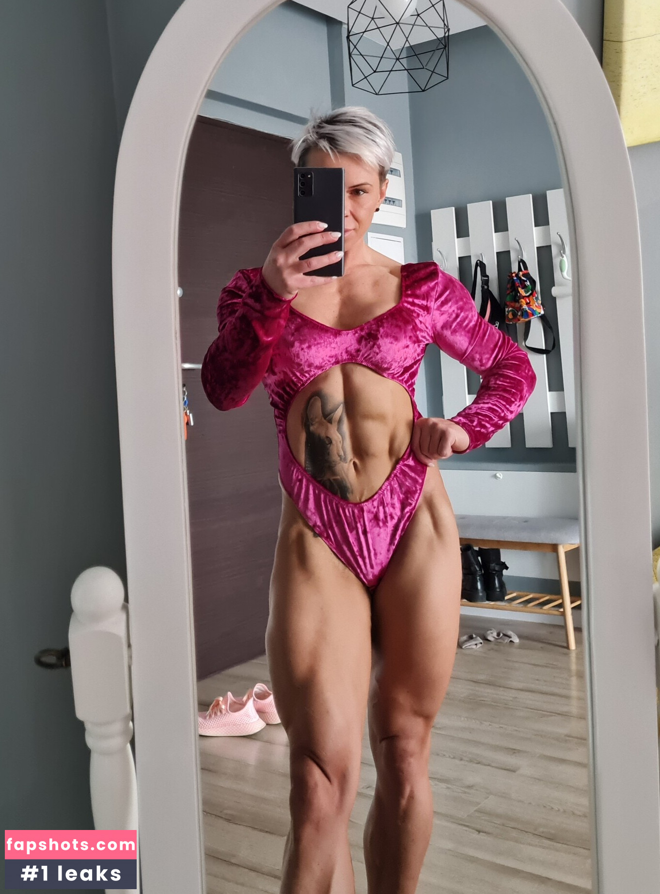 crazyxbody gallery photo #28