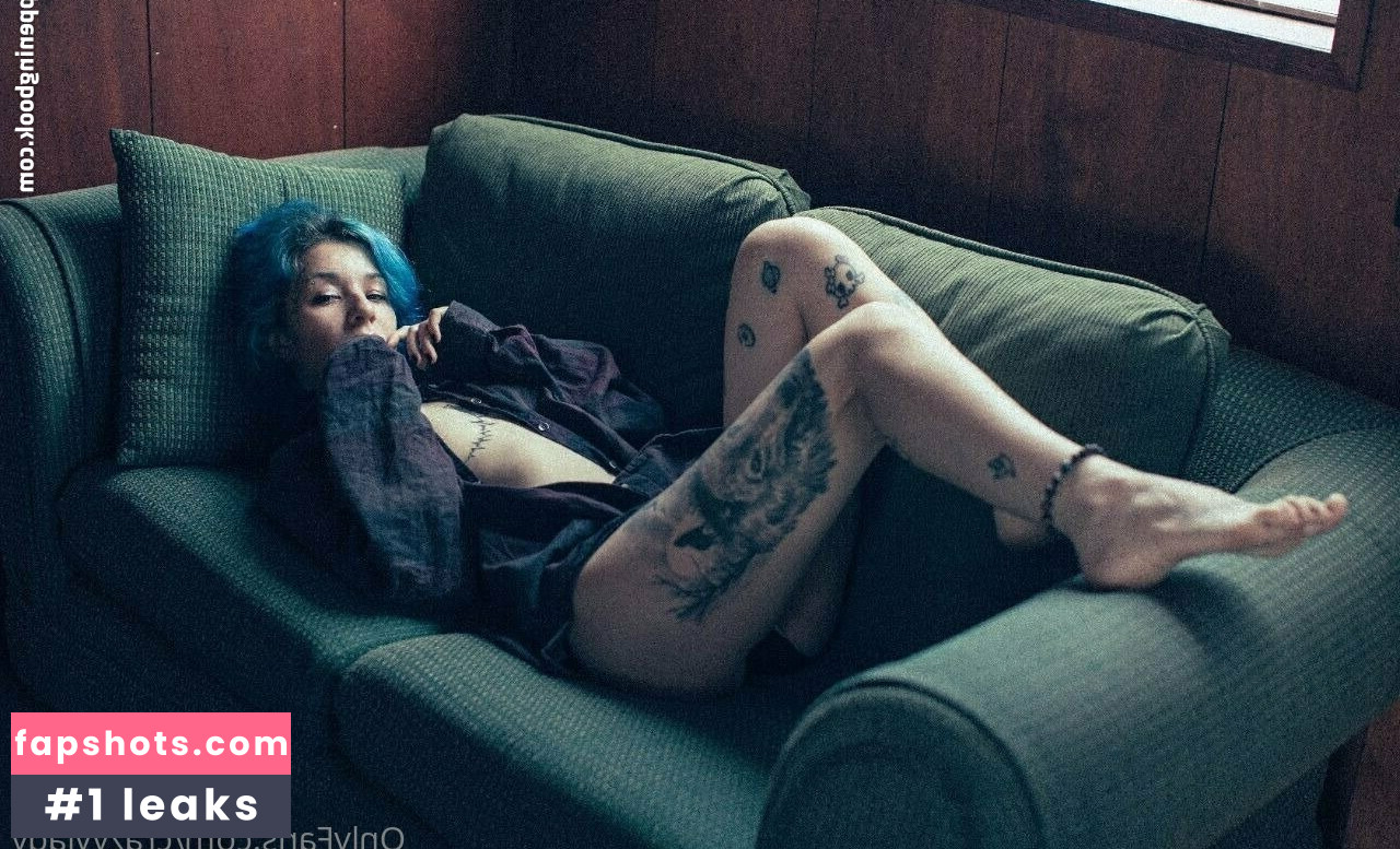 crazyylady nude babe gallery