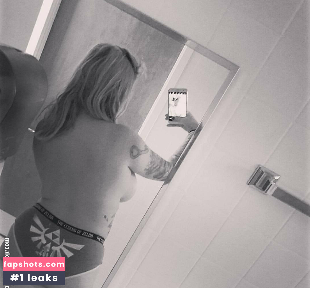 creepyqueen gallery photo #2